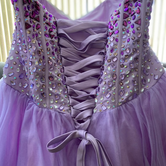 Ball gown - Picture 6 of 10